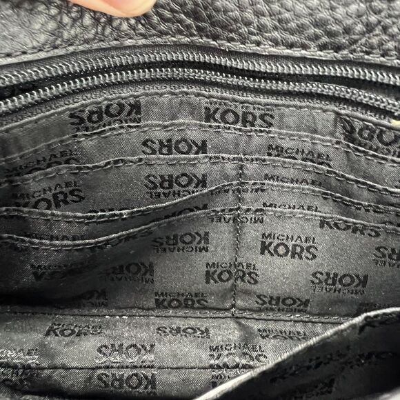 Michael Kors purse black leather gold chain shoulder flap fulton small bag - Picture 14 of 16